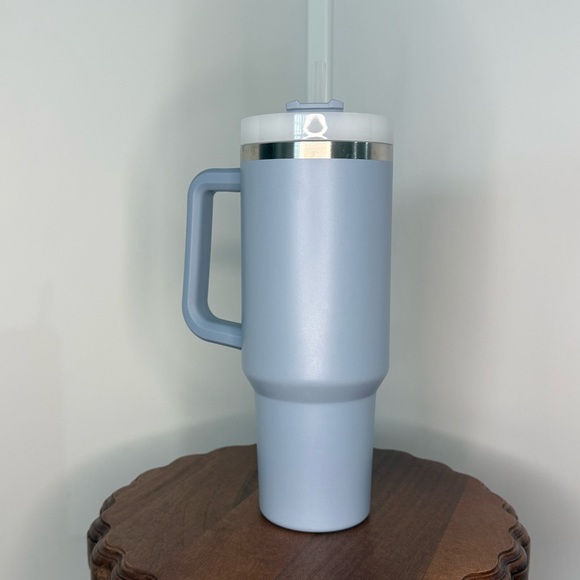 Stanley Light Blue Travel Mug with Handle - Picture 3 of 5